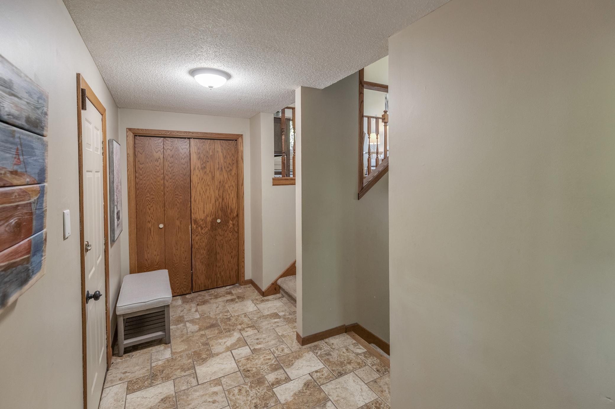 1982 single family home for sale at 35778 Twin Pond Lane in Pequot Lakes, MN — 4 bed, 2 bath (photo 5 of 43)