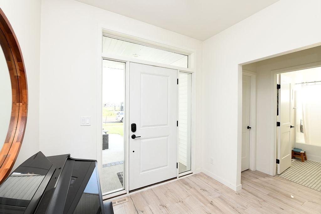 2022 single family home for sale at 7902 Firefly Lane in Horace, ND — 5 bed, 3 bath (photo 2 of 43)