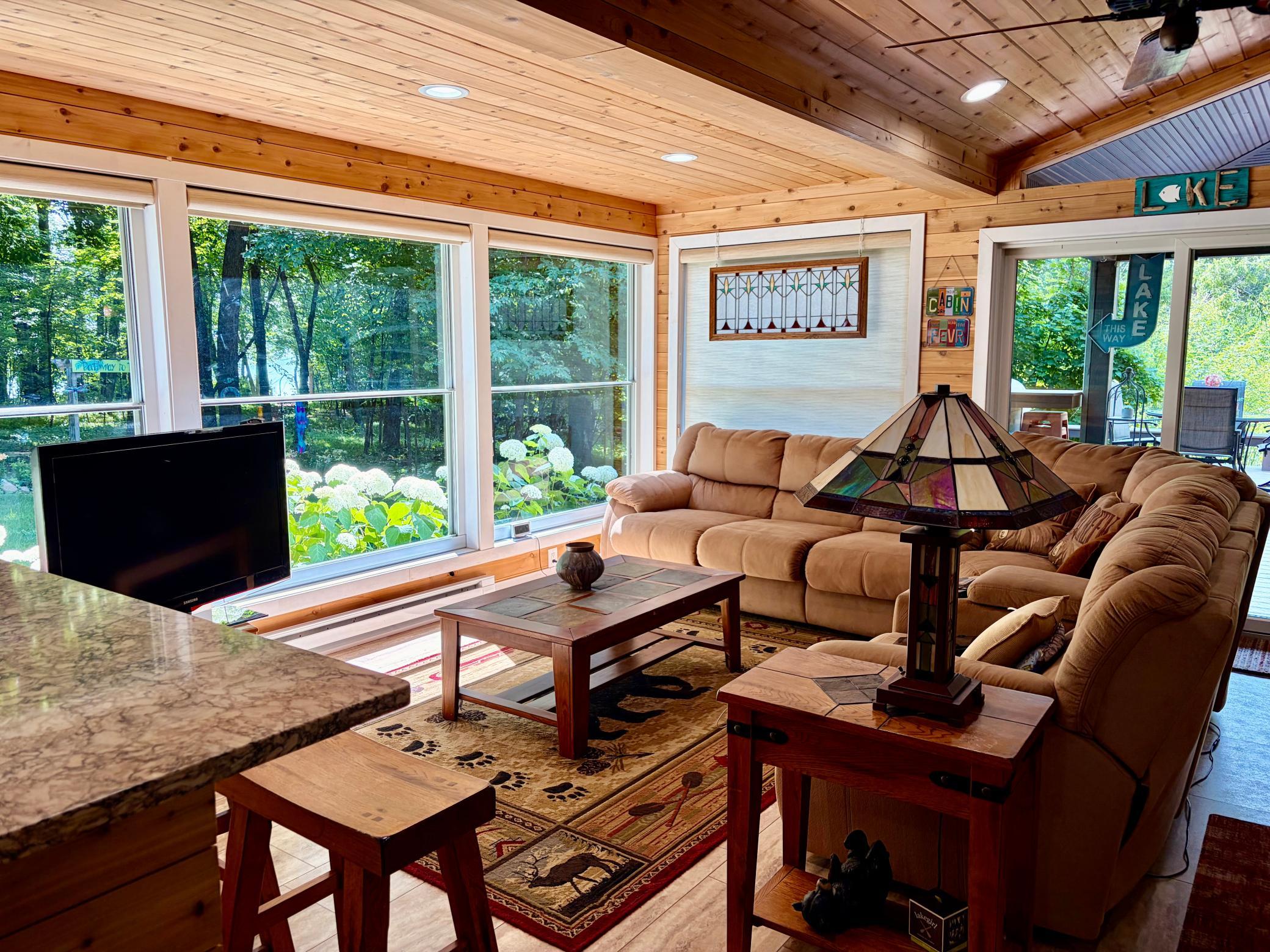 2004 single family home for sale at 14419 County Highway 5 in Lake Park, MN — 3 bed, 3 bath (photo 14 of 49)