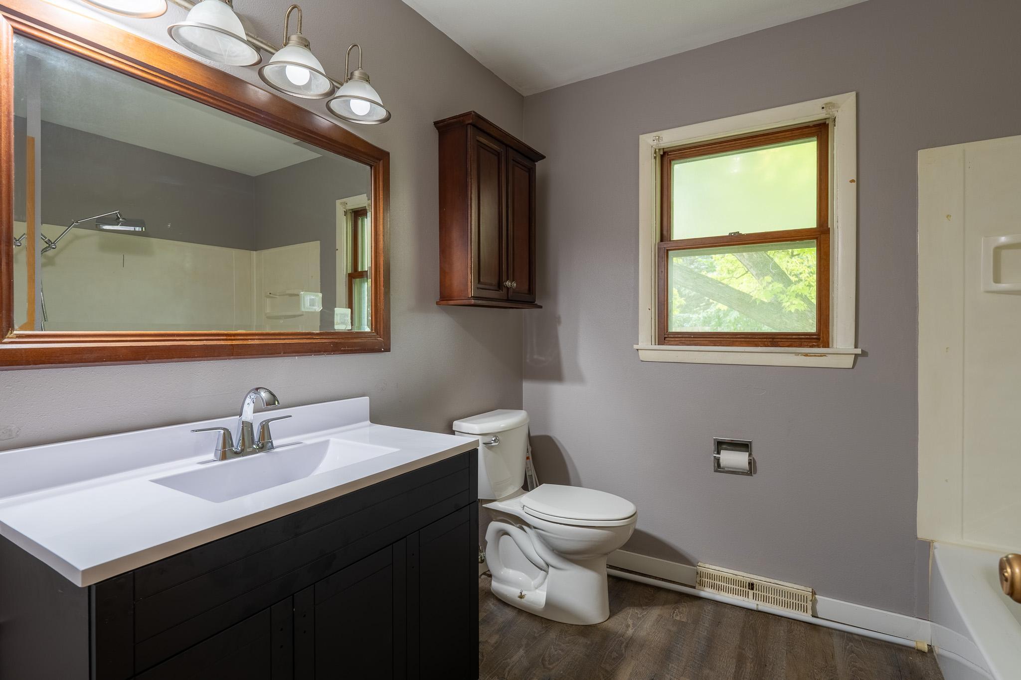 1959 single family home for sale at 1715 19th Street S in Moorhead, MN — 4 bed, 2 bath (photo 24 of 29)