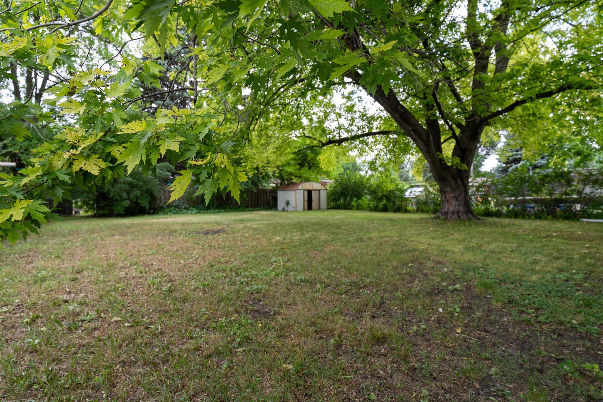 1959 single family home for sale at 1715 19th Street S in Moorhead, MN — 4 bed, 2 bath (photo 25 of 29)