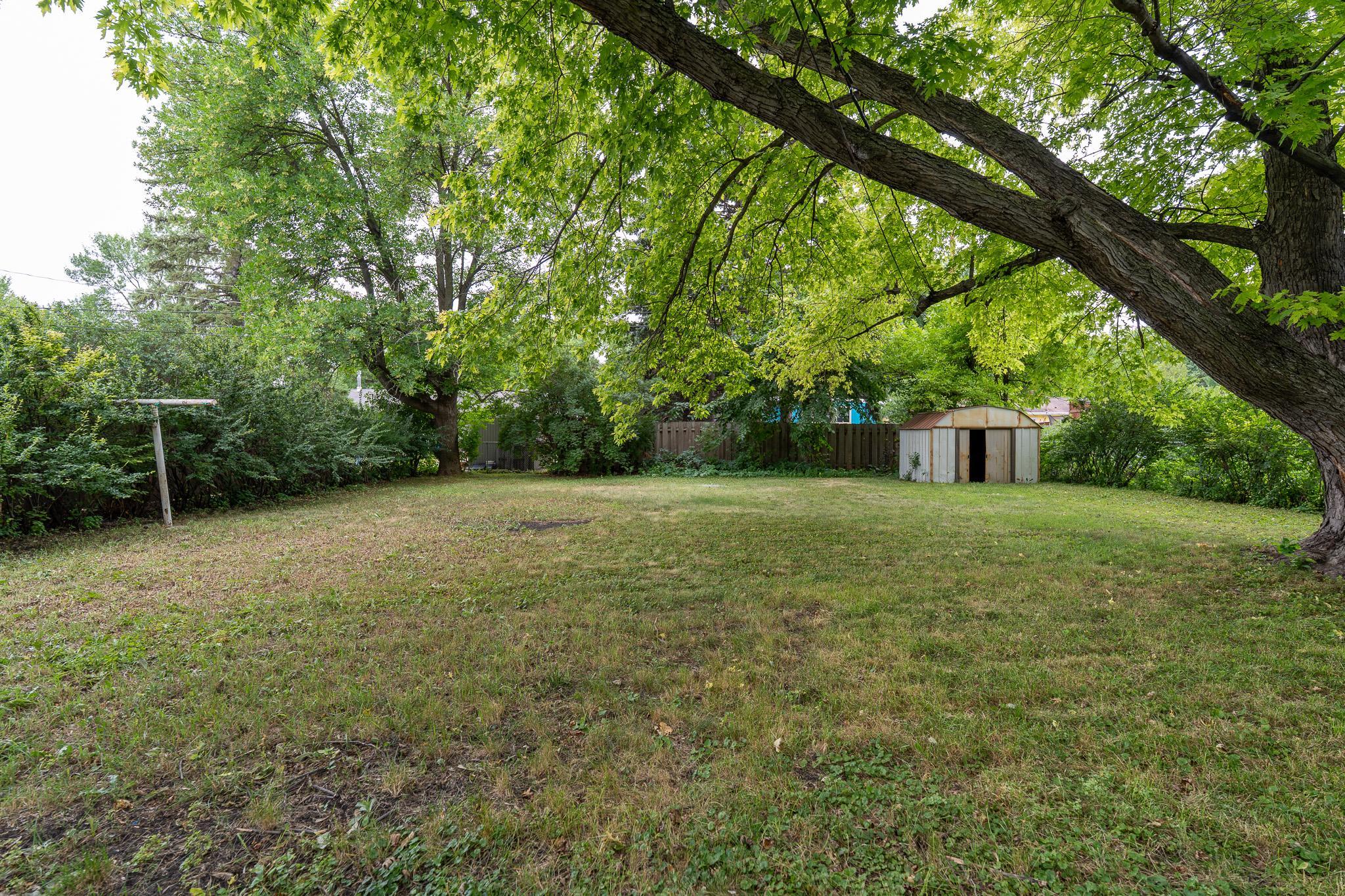 1959 single family home for sale at 1715 19th Street S in Moorhead, MN — 4 bed, 2 bath (photo 26 of 29)