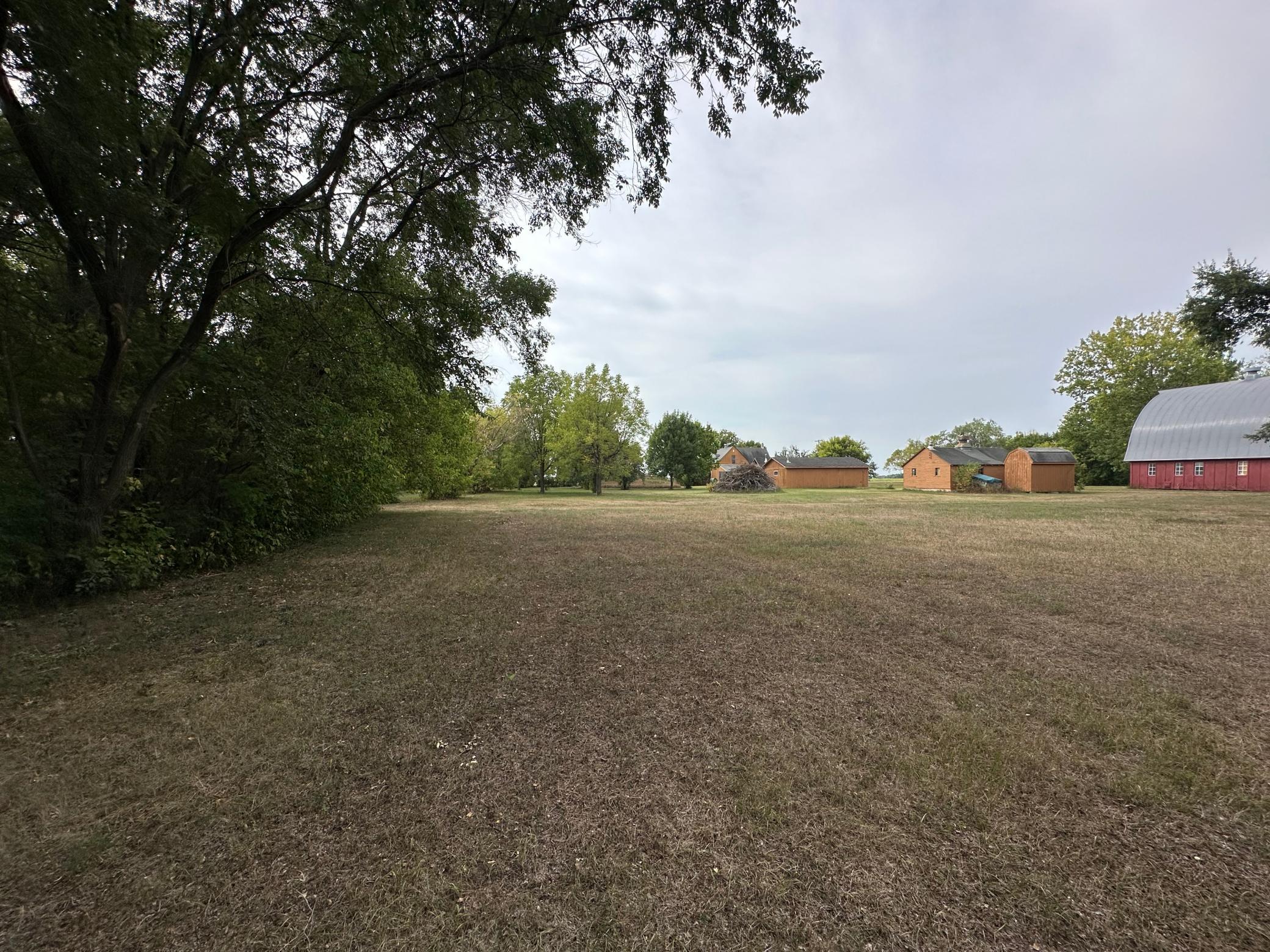 1900 single family home for sale at 1372 190th Street in Kent, MN — 3 bed, 2 bath (photo 16 of 43)