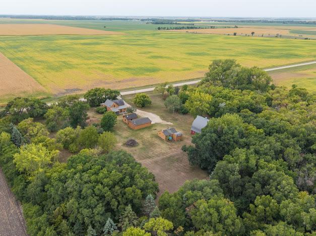 1900 single family home for sale at 1372 190th Street in Kent, MN — 3 bed, 2 bath (photo 42 of 43)