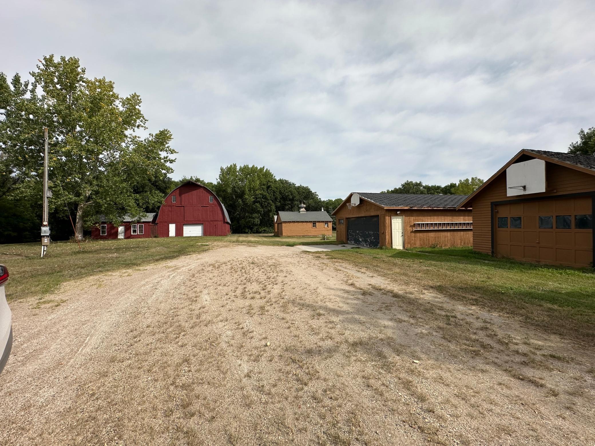 1900 single family home for sale at 1372 190th Street in Kent, MN — 3 bed, 2 bath (photo 10 of 43)