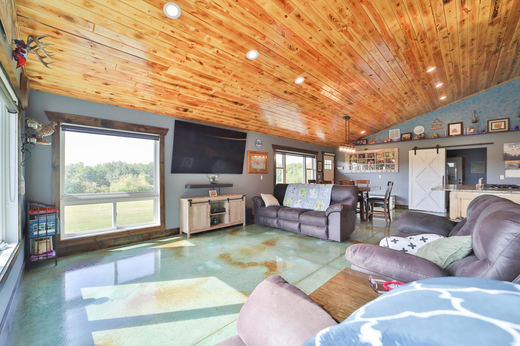 2023 single family home for sale at 40687 340th Lane in Aitkin, MN — 3 bed, 2 bath (photo 17 of 53)
