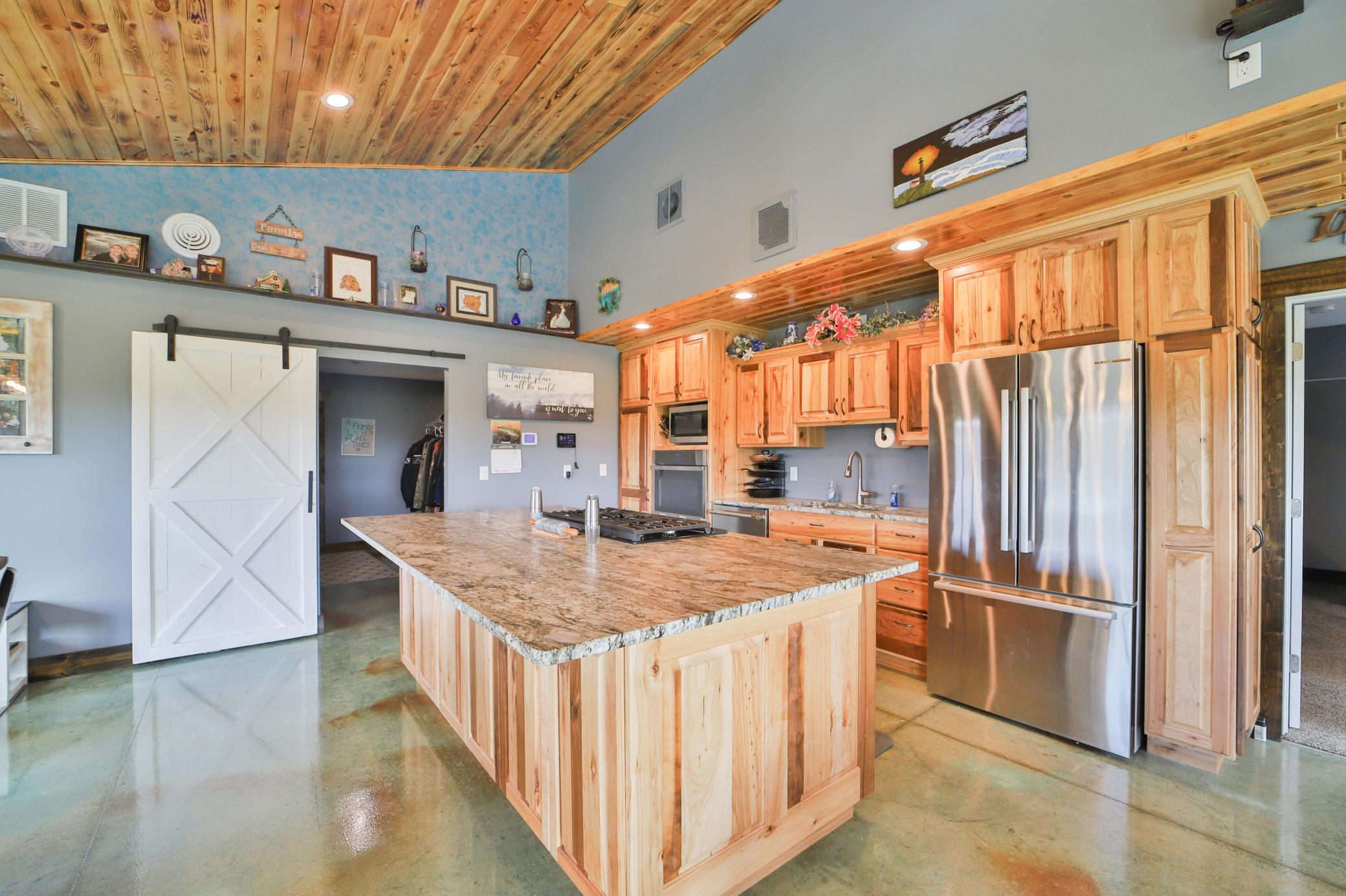 2023 single family home for sale at 40687 340th Lane in Aitkin, MN — 3 bed, 2 bath (photo 4 of 53)
