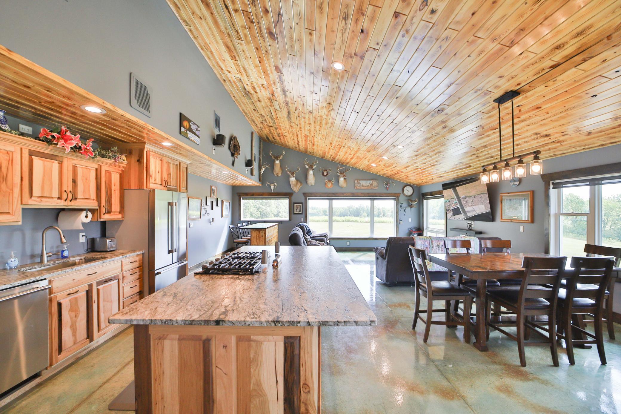 2023 single family home for sale at 40687 340th Lane in Aitkin, MN — 3 bed, 2 bath (photo 5 of 53)