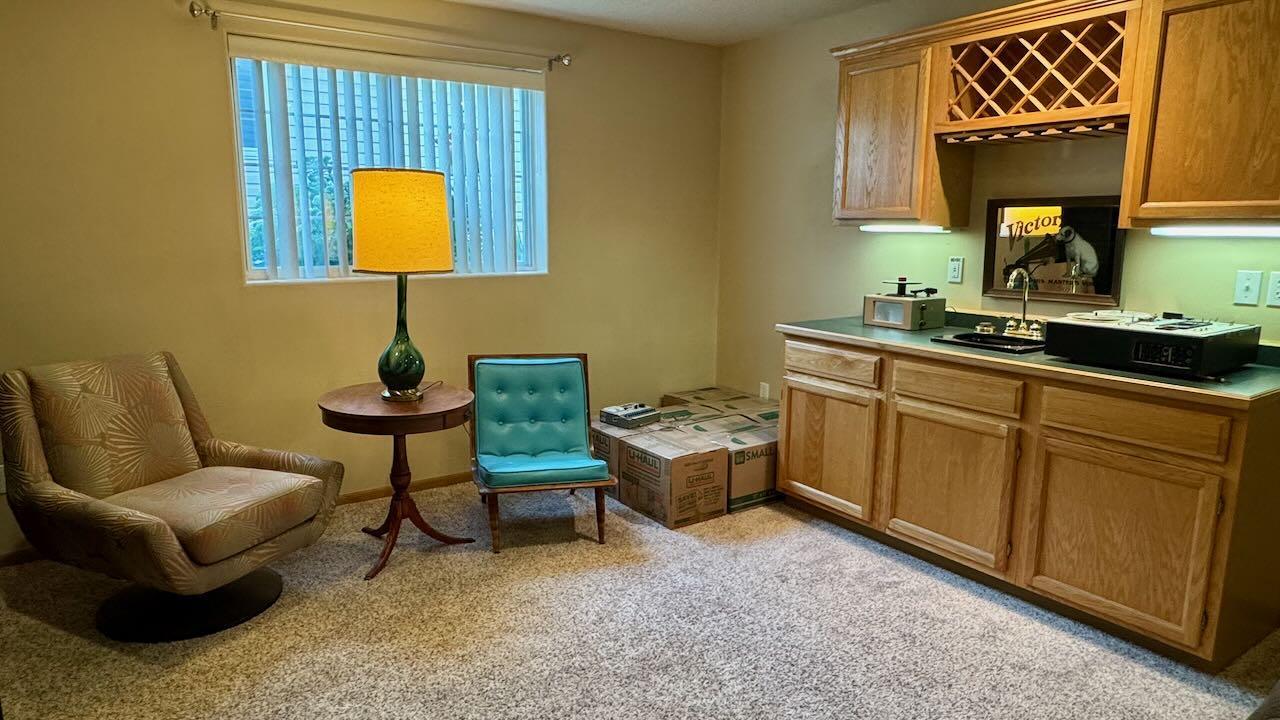 1997 twin home for sale at 841 12th Avenue W in West Fargo, ND — 4 bed, 3 bath (photo 36 of 47)