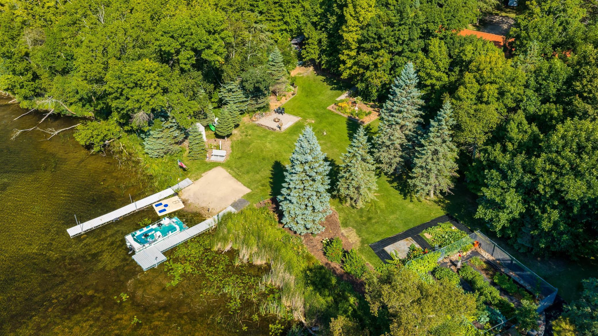 1989 single family home for sale at 3216 Gryce Styne Road NE in Bemidji, MN — 3 bed, 4 bath (photo 102 of 114)