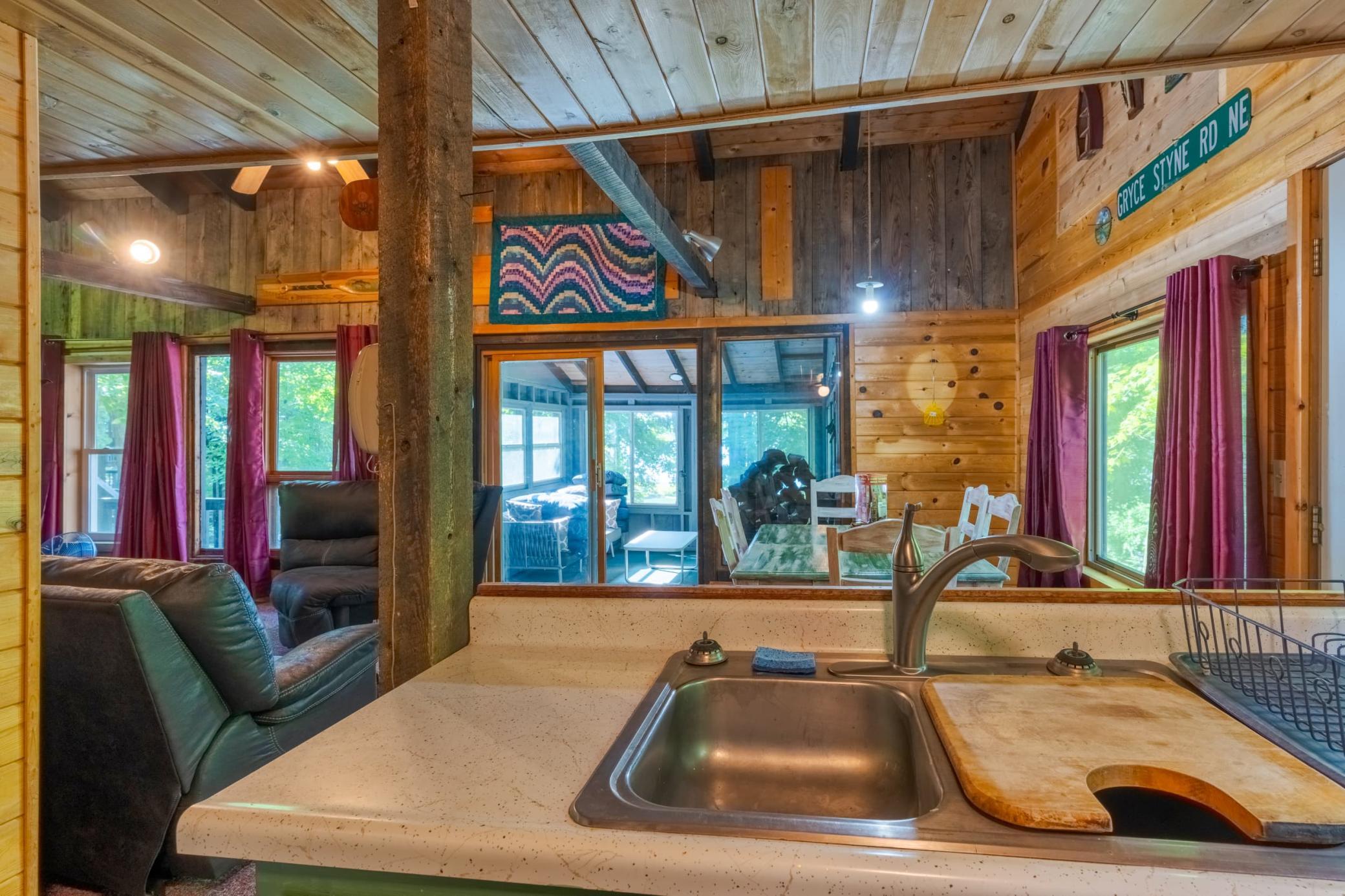 1989 single family home for sale at 3216 Gryce Styne Road NE in Bemidji, MN — 3 bed, 4 bath (photo 40 of 114)
