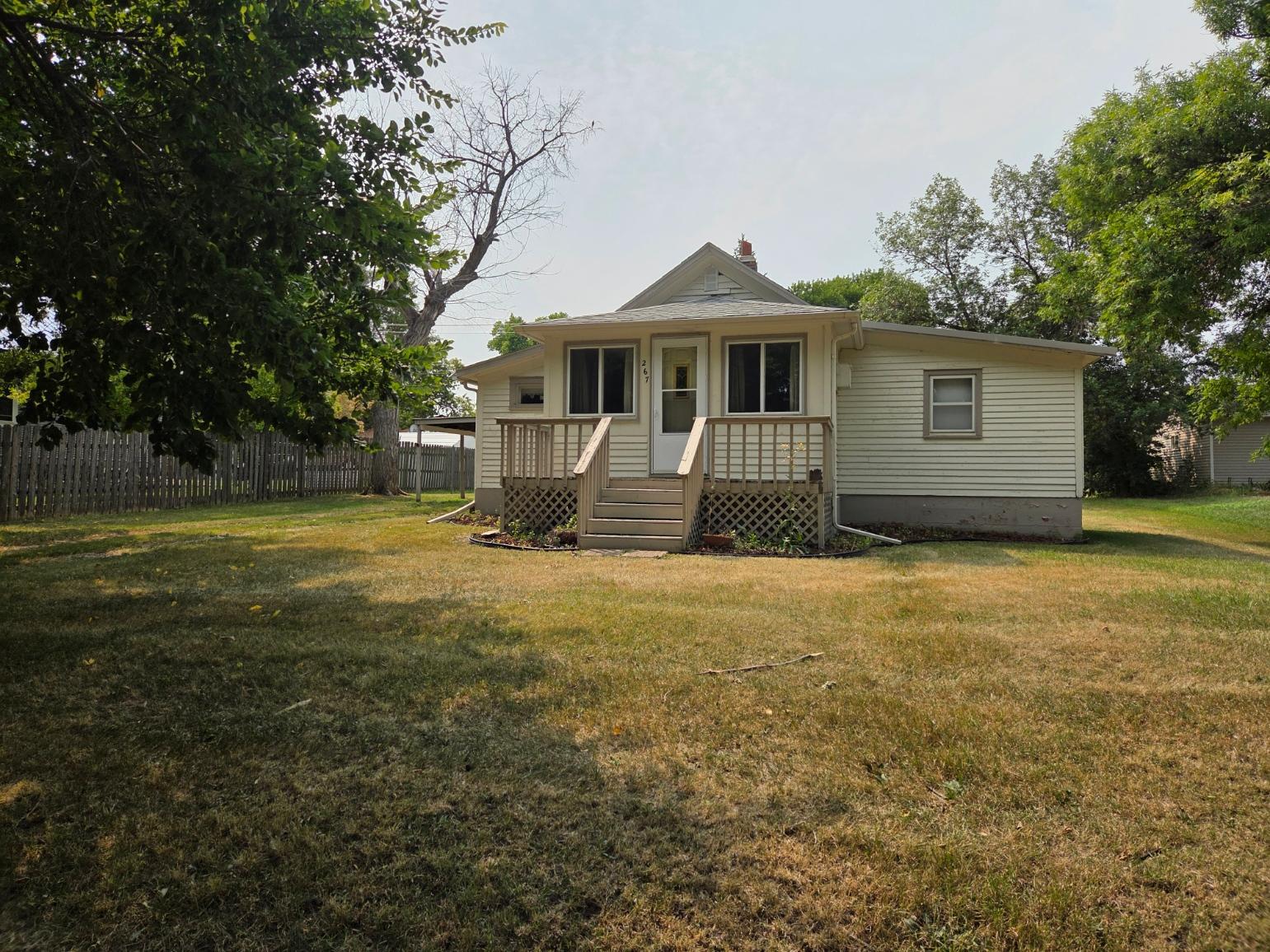 1908 single family home for sale at 267 2nd Street SW in Forman, ND — 2 bed, 1 bath (photo 2 of 11)