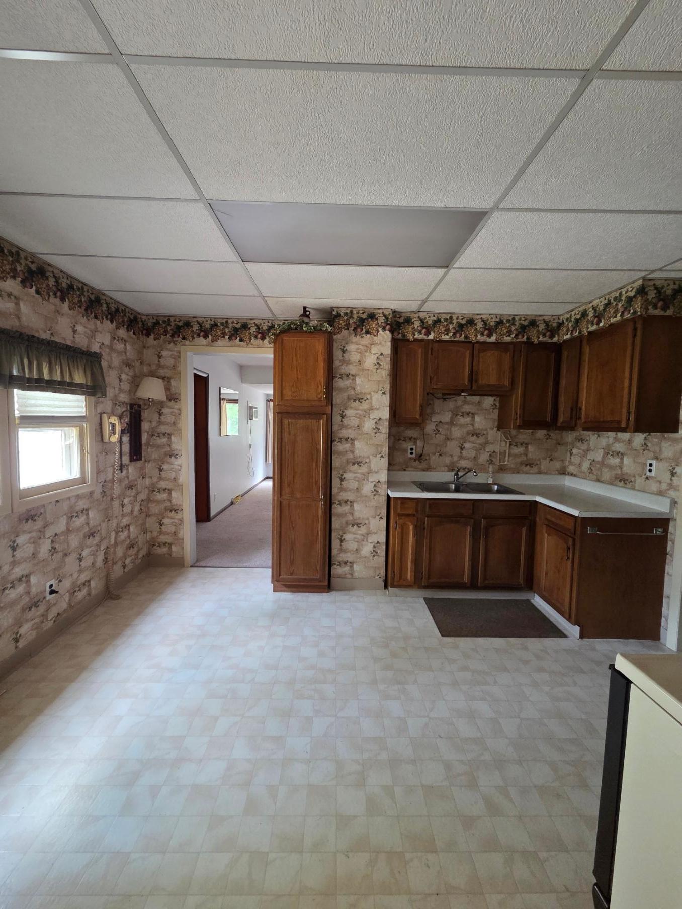 1908 single family home for sale at 267 2nd Street SW in Forman, ND — 2 bed, 1 bath (photo 5 of 11)