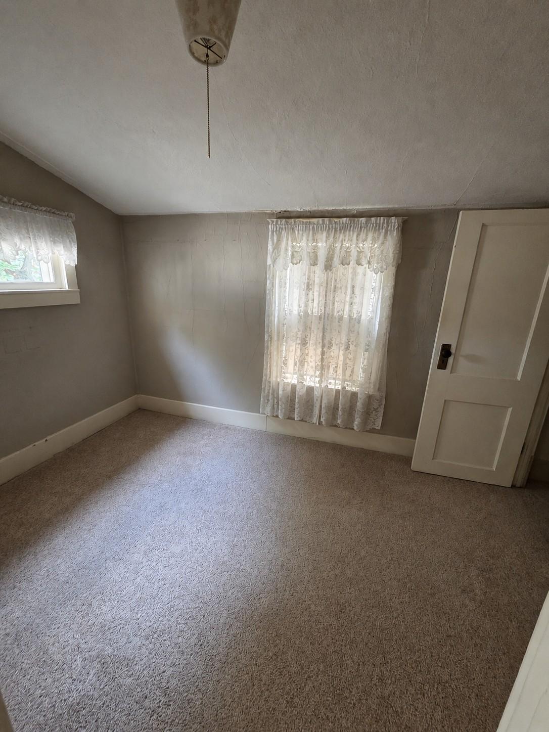 1908 single family home for sale at 267 2nd Street SW in Forman, ND — 2 bed, 1 bath (photo 10 of 11)
