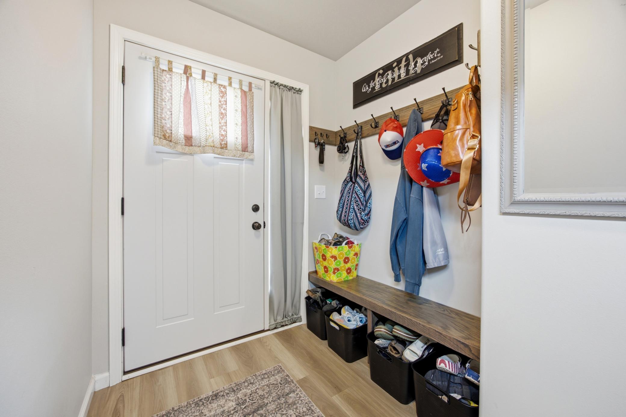 2023 single family home for sale at 6029 Kodiak Lane in Horace, ND — 4 bed, 4 bath (photo 13 of 49)