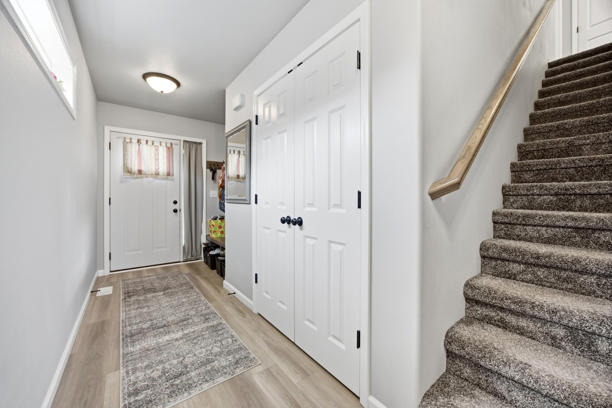2023 single family home for sale at 6029 Kodiak Lane in Horace, ND — 4 bed, 4 bath (photo 14 of 49)