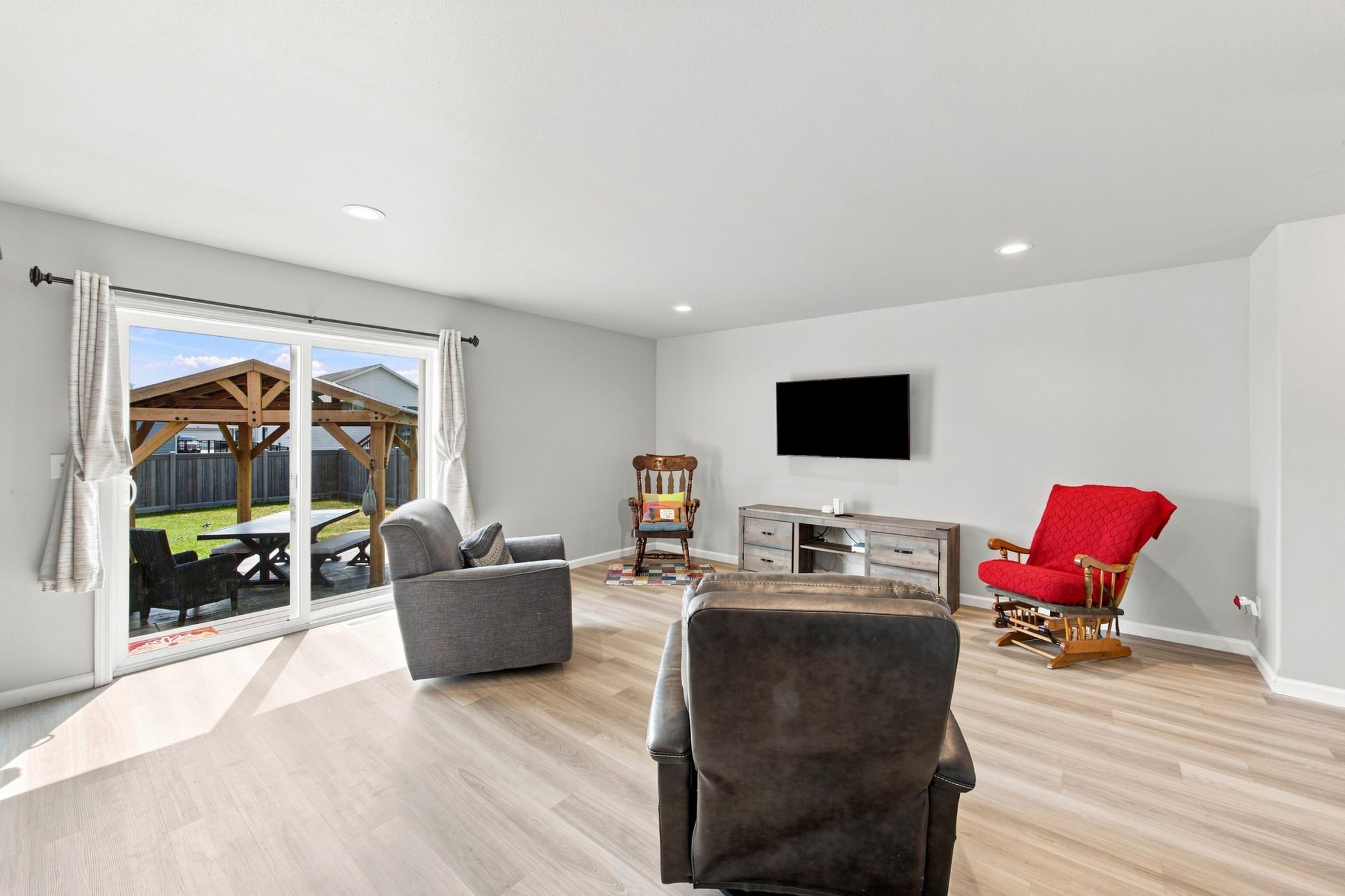 2023 single family home for sale at 6029 Kodiak Lane in Horace, ND — 4 bed, 4 bath (photo 16 of 49)