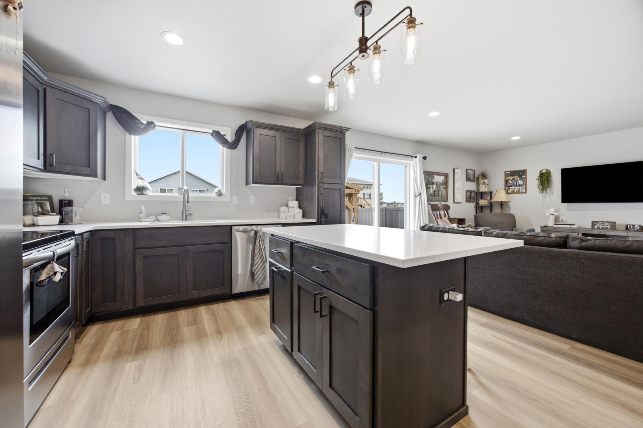 2023 single family home for sale at 6029 Kodiak Lane in Horace, ND — 4 bed, 4 bath (photo 21 of 49)