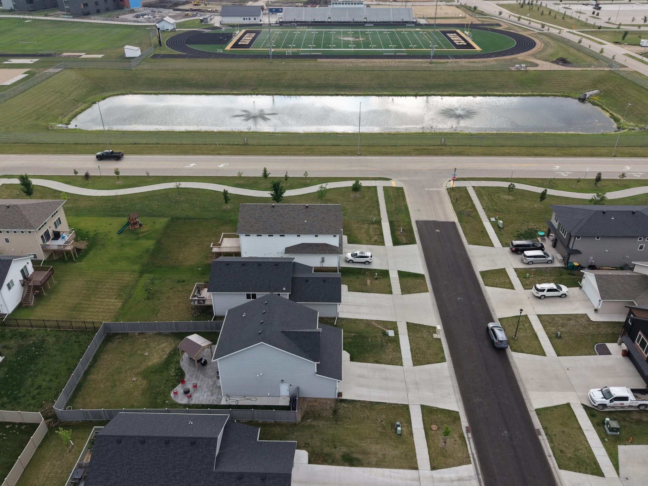 2023 single family home for sale at 6029 Kodiak Lane in Horace, ND — 4 bed, 4 bath (photo 7 of 49)