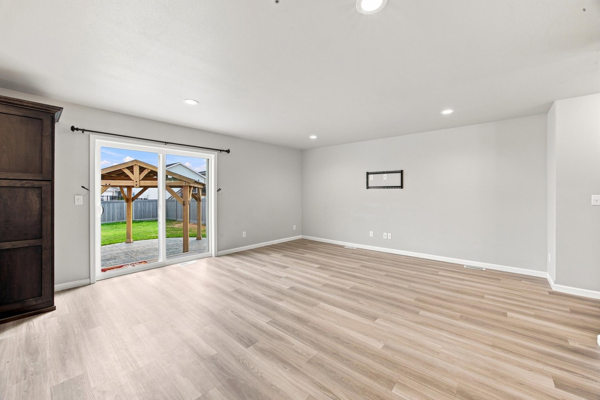 2023 single family home for sale at 6029 Kodiak Lane in Horace, ND — 4 bed, 4 bath (photo 17 of 55)