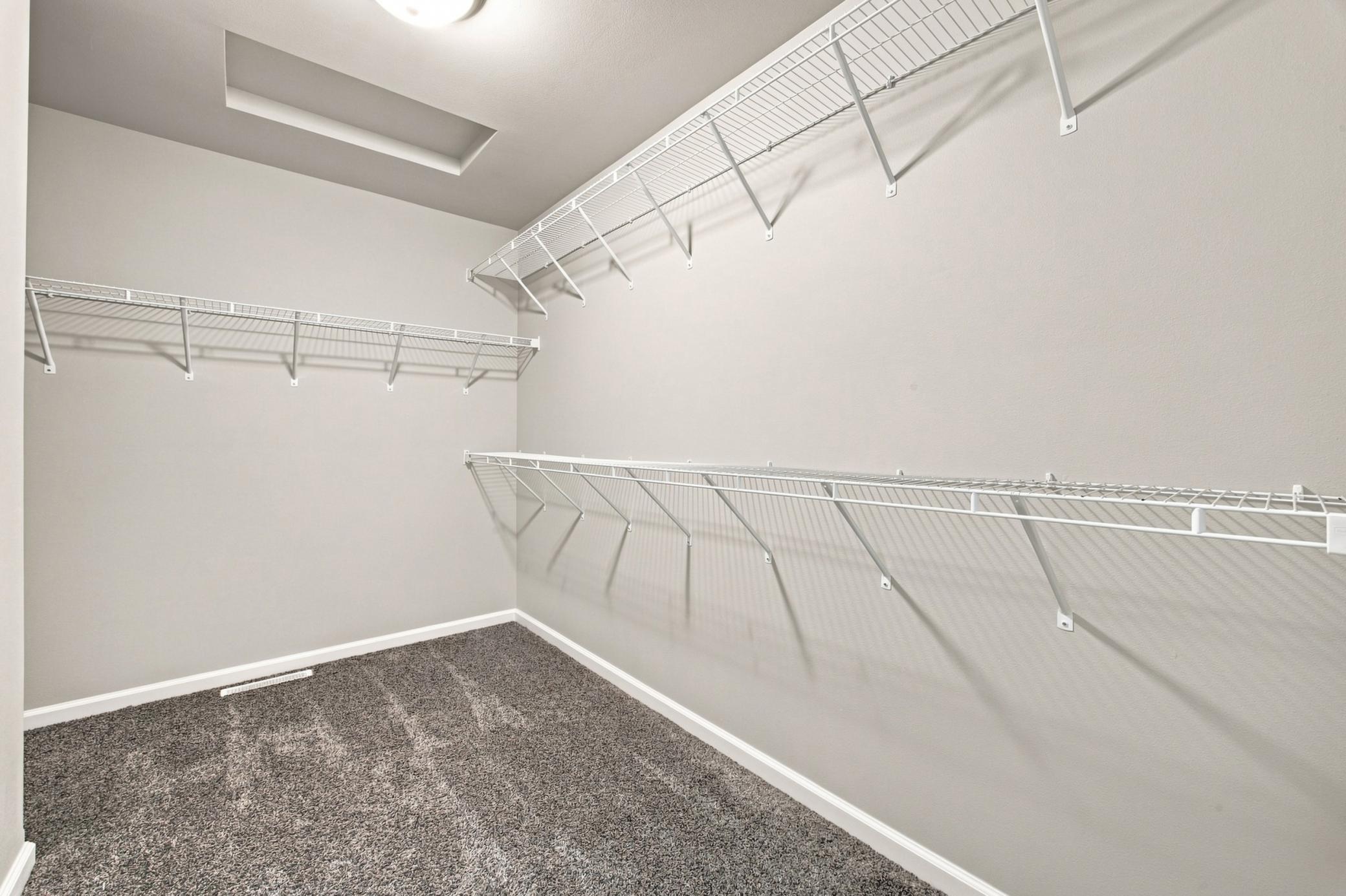 2023 single family home for sale at 6029 Kodiak Lane in Horace, ND — 4 bed, 4 bath (photo 31 of 55)