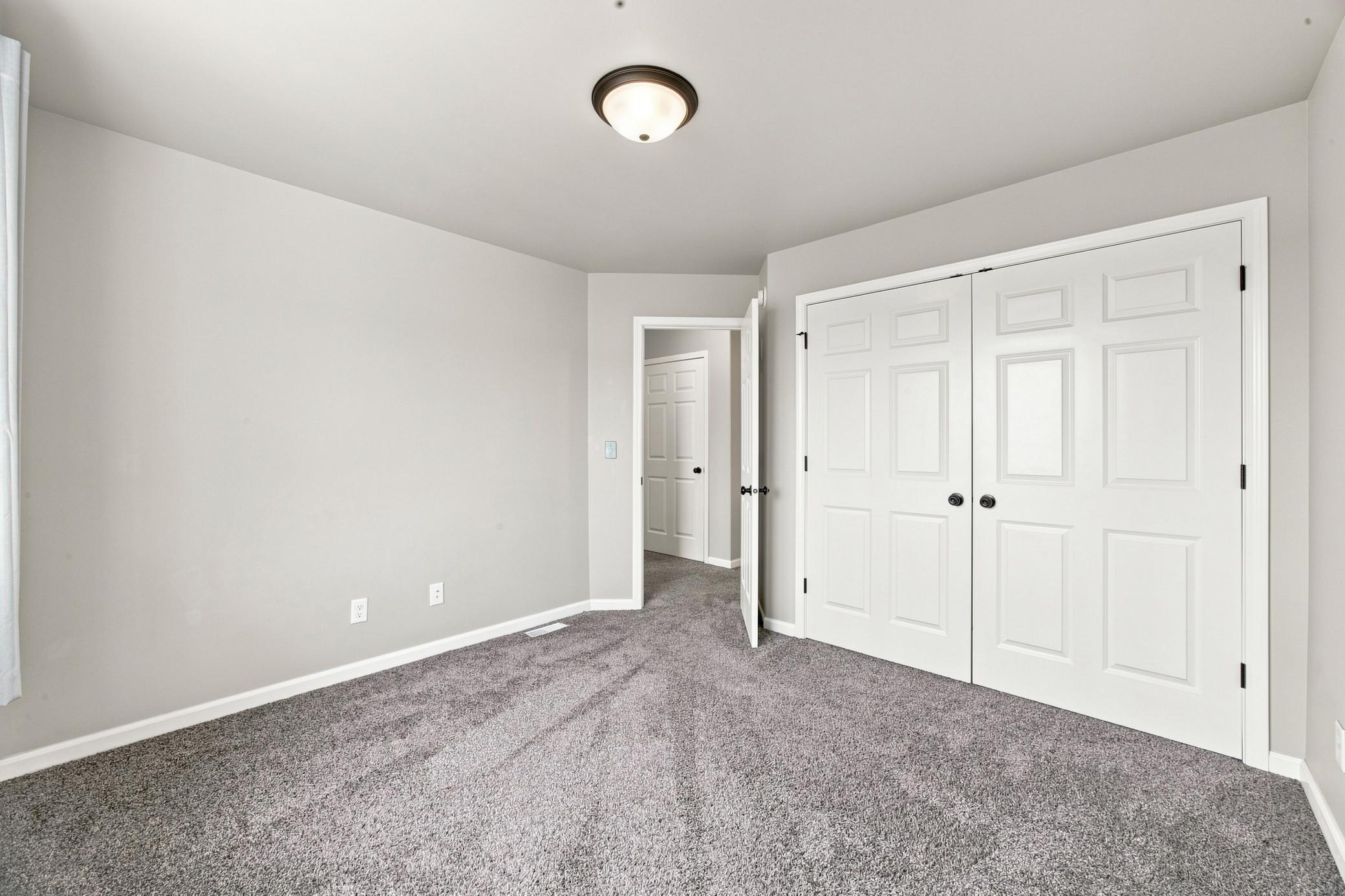 2023 single family home for sale at 6029 Kodiak Lane in Horace, ND — 4 bed, 4 bath (photo 33 of 55)