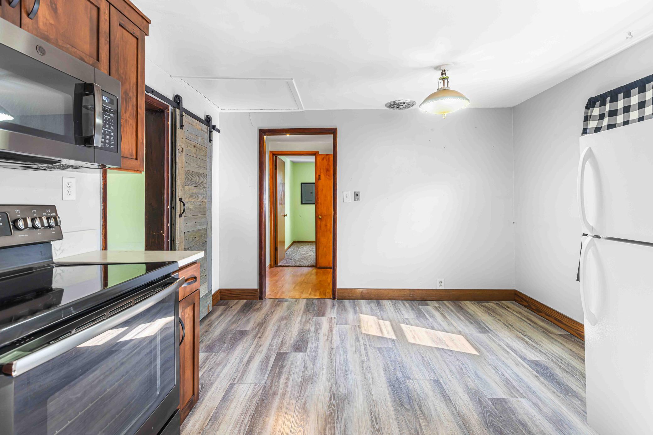 1930 single family home for sale at 319 1st Street in West Fargo, ND — 2 bed, 1 bath (photo 16 of 27)