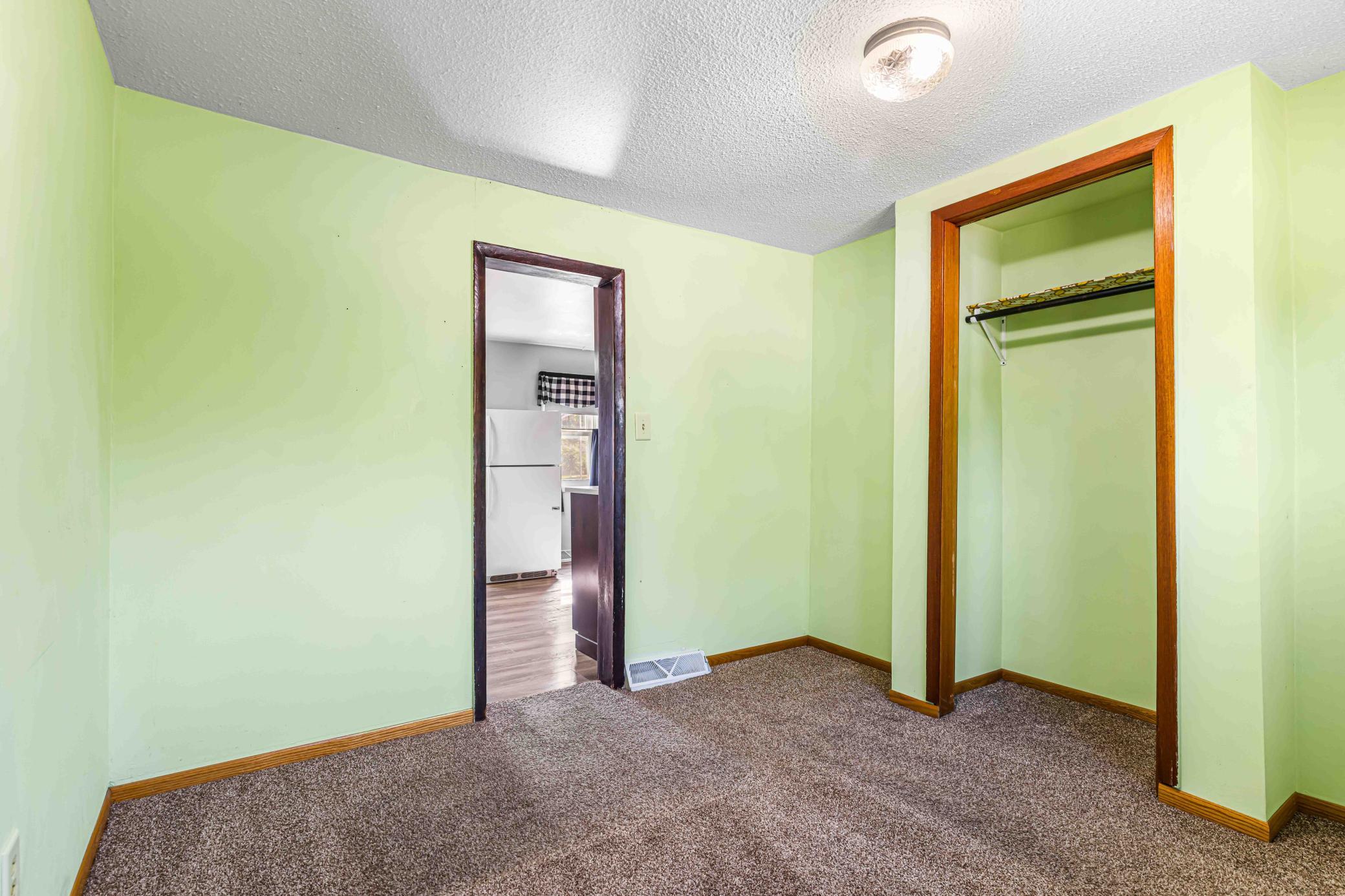 1930 single family home for sale at 319 1st Street in West Fargo, ND — 2 bed, 1 bath (photo 23 of 27)