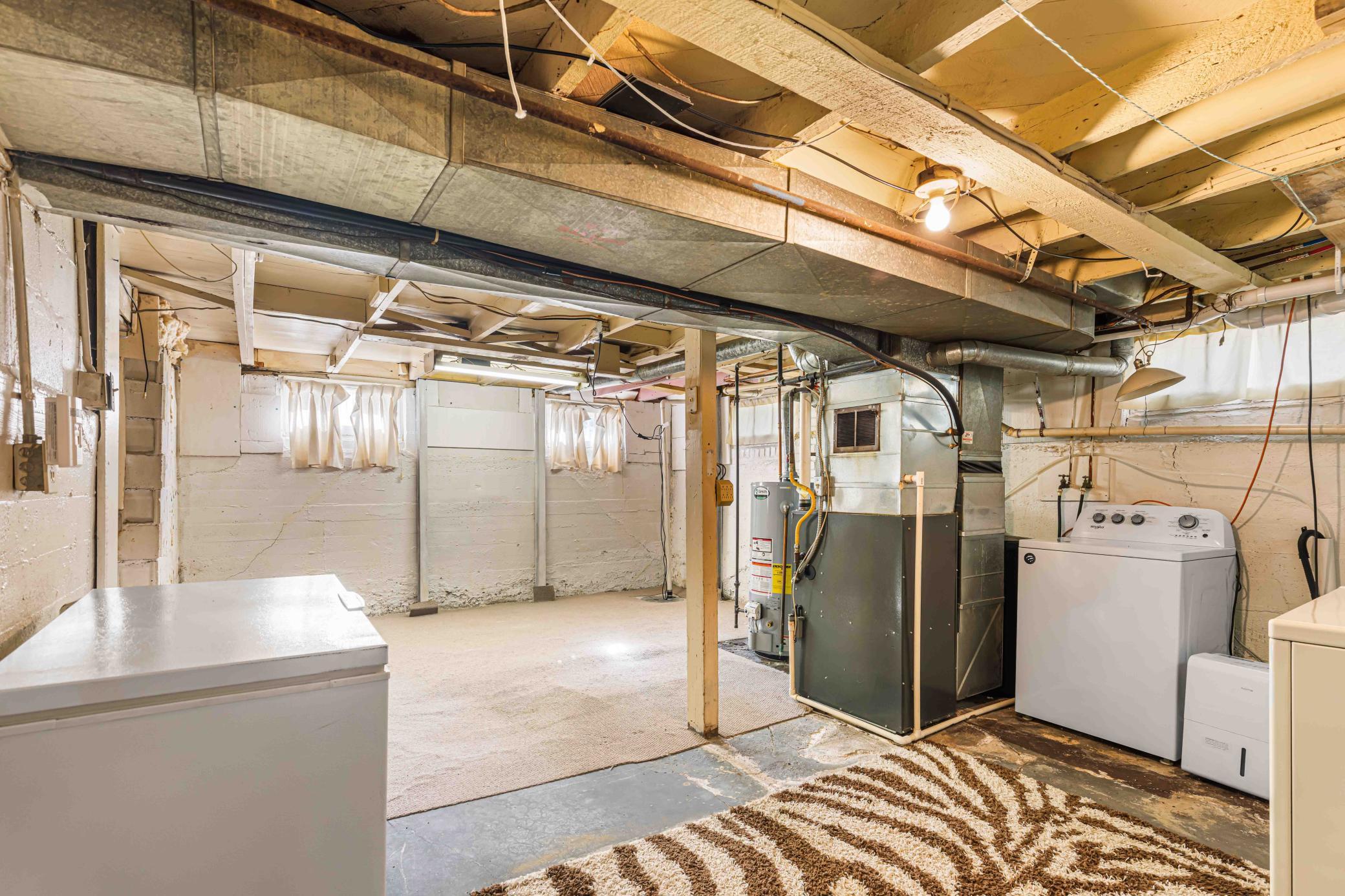1930 single family home for sale at 319 1st Street in West Fargo, ND — 2 bed, 1 bath (photo 25 of 27)
