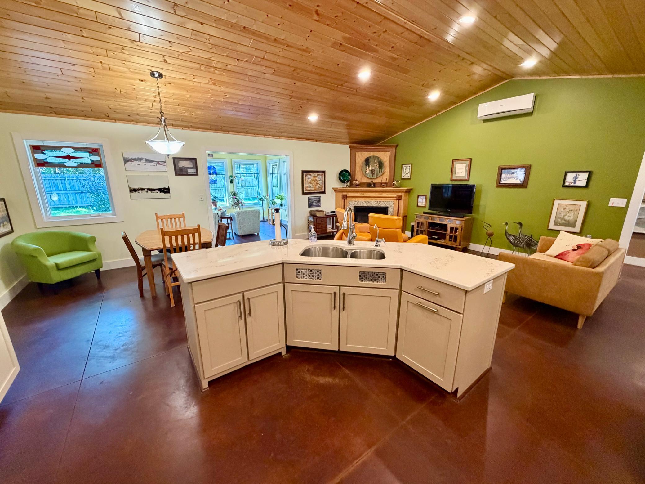 2013 single family home for sale at 1847 Spruce Grove Trail in Detroit Lakes, MN — 3 bed, 2 bath (photo 12 of 51)