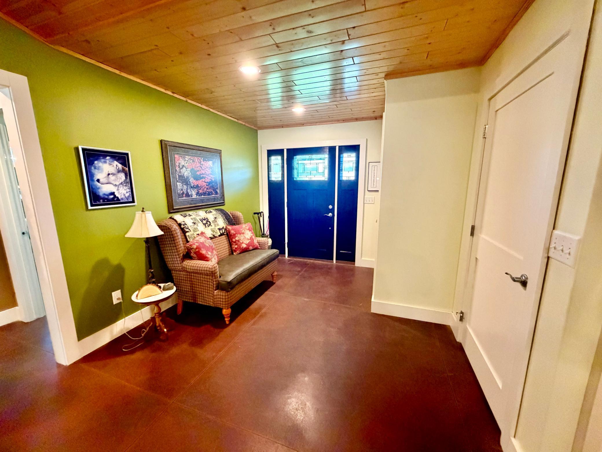 2013 single family home for sale at 1847 Spruce Grove Trail in Detroit Lakes, MN — 3 bed, 2 bath (photo 5 of 51)