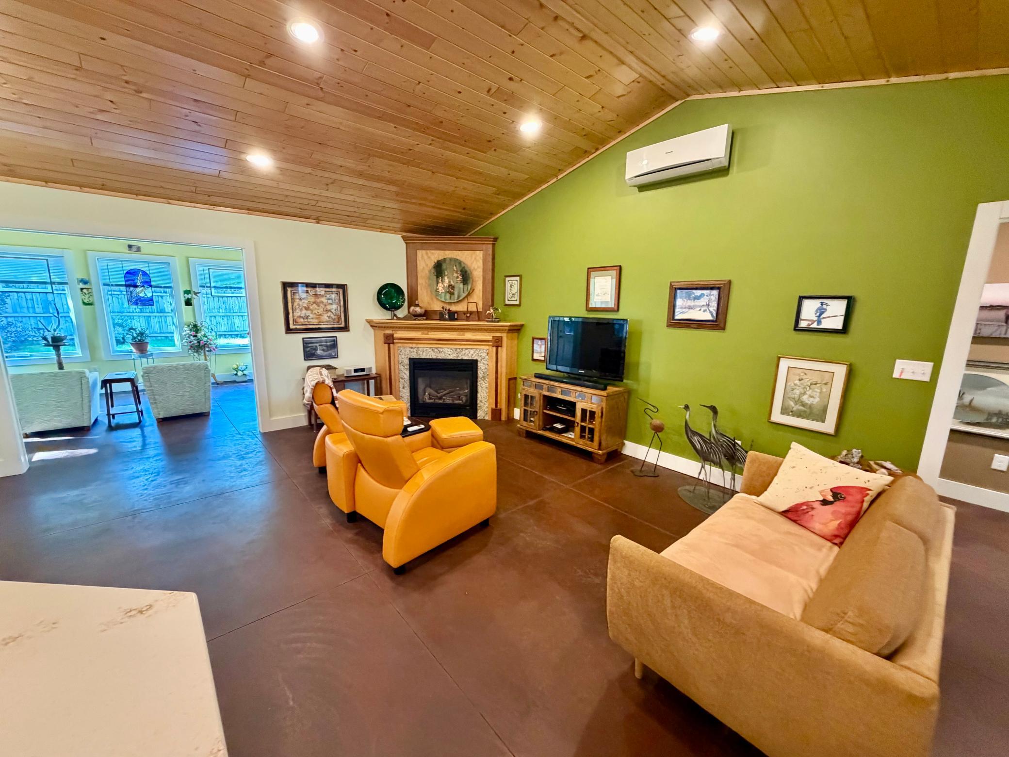2013 single family home for sale at 1847 Spruce Grove Trail in Detroit Lakes, MN — 3 bed, 2 bath (photo 7 of 51)