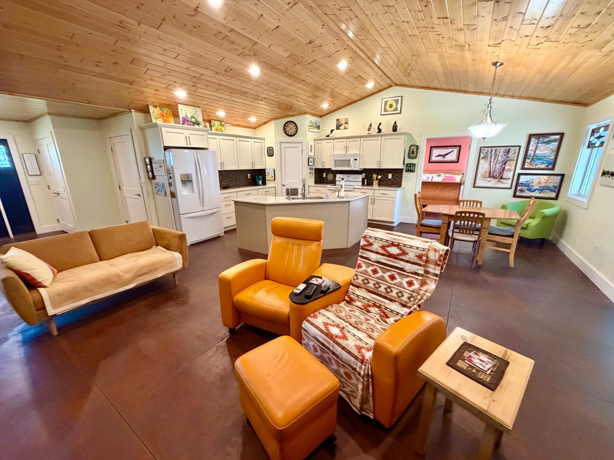 2013 single family home for sale at 1847 Spruce Grove Trail in Detroit Lakes, MN — 3 bed, 2 bath (photo 9 of 51)