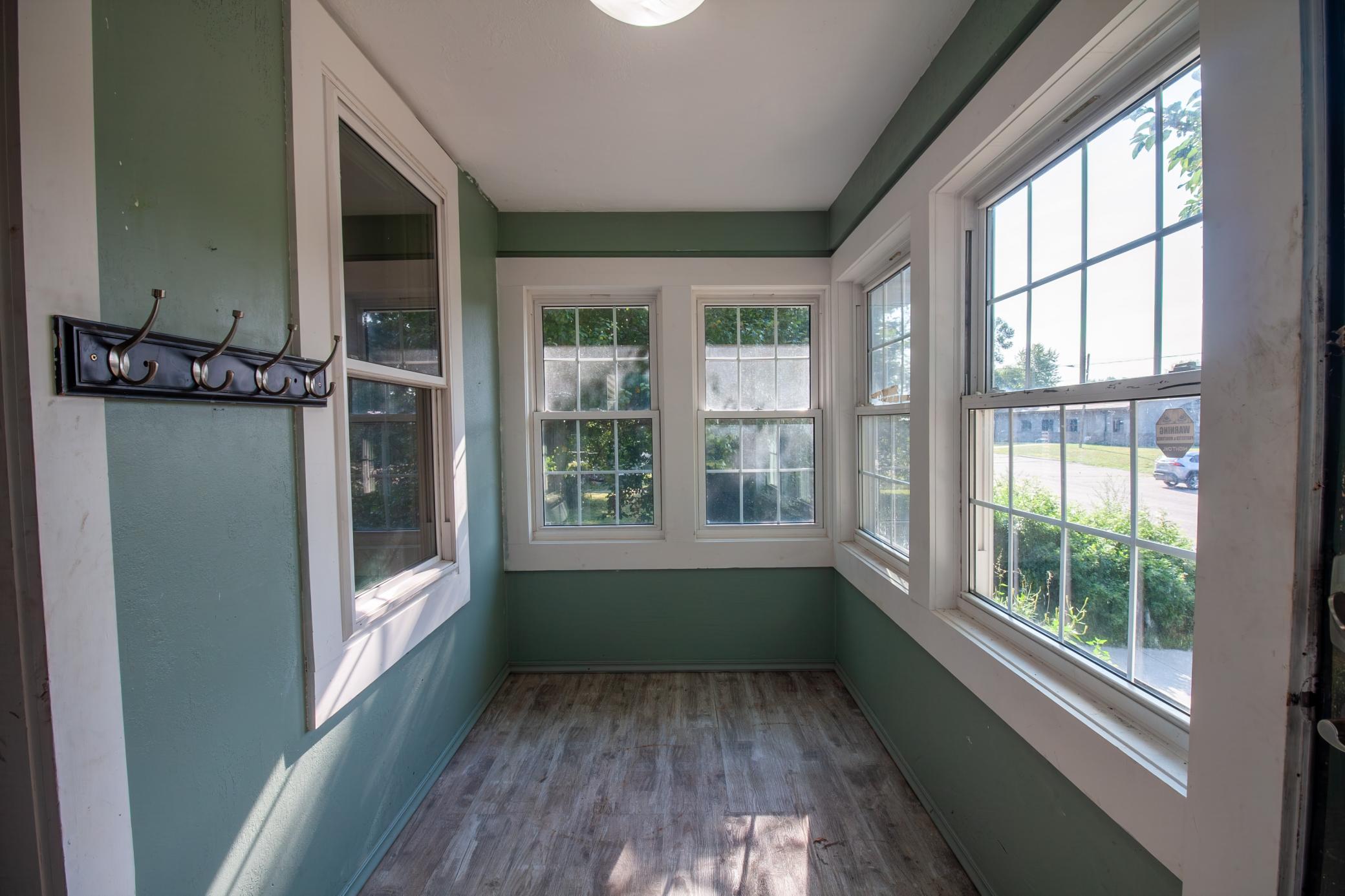 1922 single family home for sale at 209 Cleveland Avenue E in Underwood, MN — 4 bed, 3 bath (photo 6 of 49)