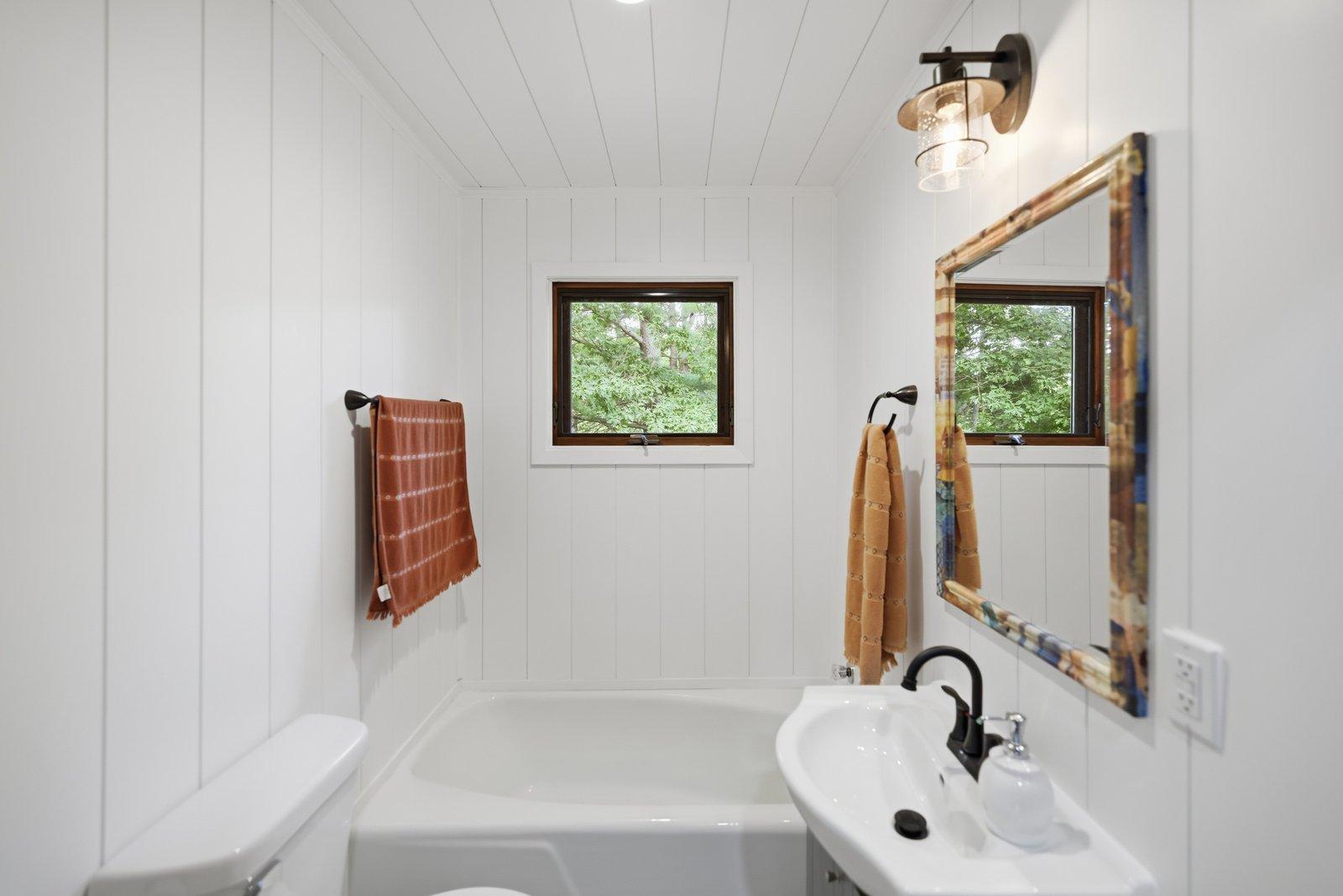 1963 single family home for sale at 535 6th Avenue SE in Aitkin, MN — 4 bed, 2 bath (photo 21 of 30)