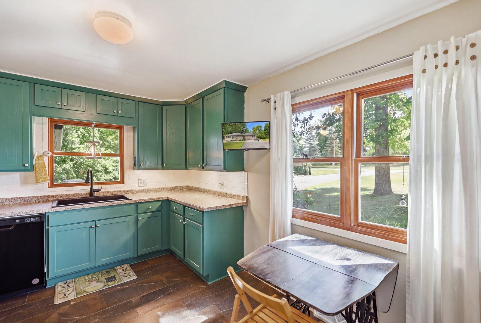 1963 single family home for sale at 535 6th Avenue SE in Aitkin, MN — 4 bed, 2 bath (photo 9 of 30)