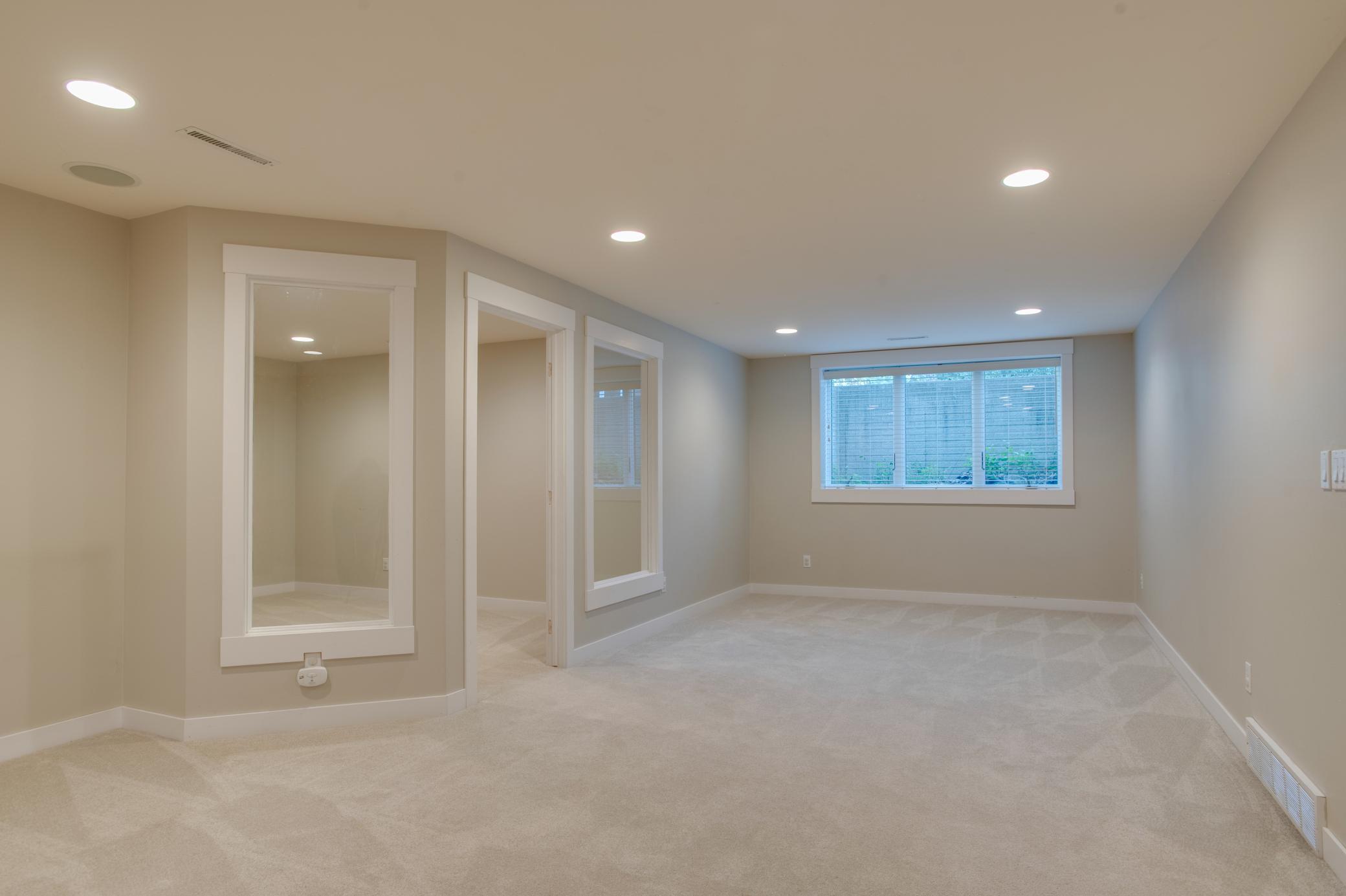 2002 single family home for sale at 431 Clearview Court in Moorhead, MN — 4 bed, 3 bath (photo 43 of 71)
