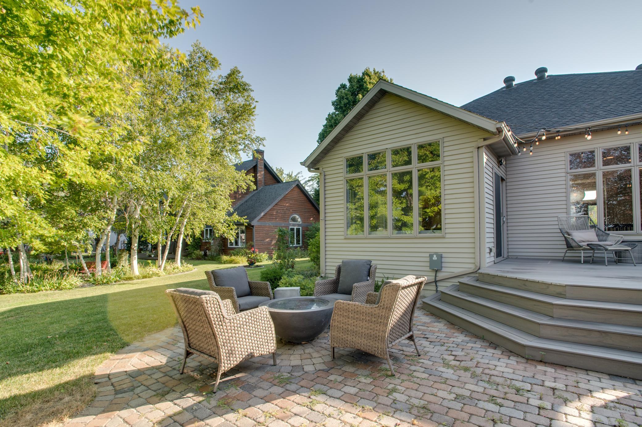 2002 single family home for sale at 431 Clearview Court in Moorhead, MN — 4 bed, 3 bath (photo 61 of 71)