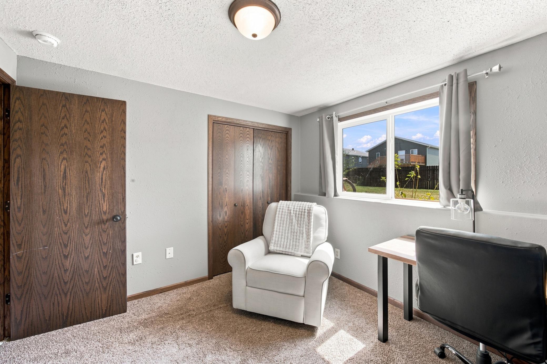 2009 single family home for sale at 1829 43rd Avenue S in Moorhead, MN — 4 bed, 3 bath (photo 34 of 38)