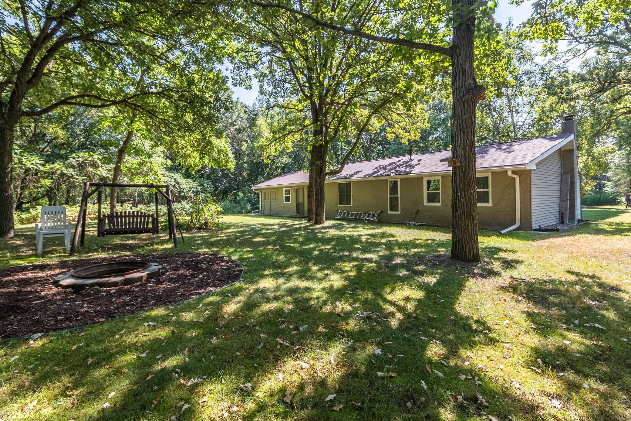 1965 single family home for sale at 6654 Wels Avenue in Brainerd, MN — 3 bed, 1 bath (photo 2 of 25)