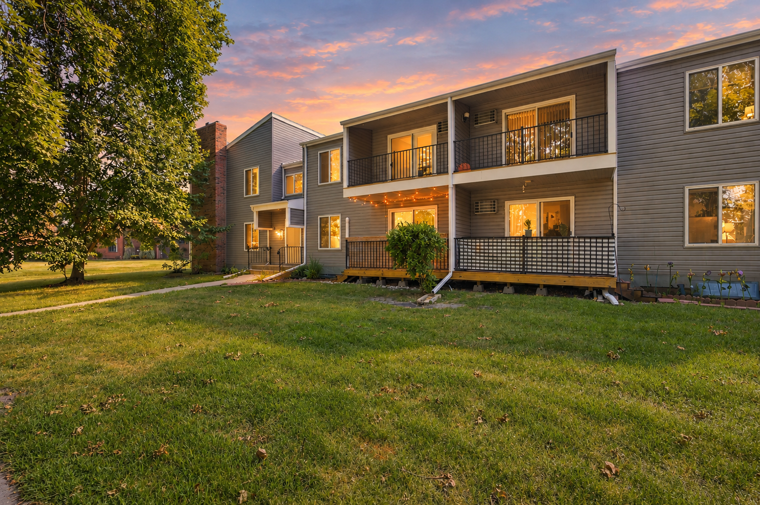 1976 condo for sale at 2440 15 Street S, Unit 103 in Fargo, ND — 3 bed, 2 bath