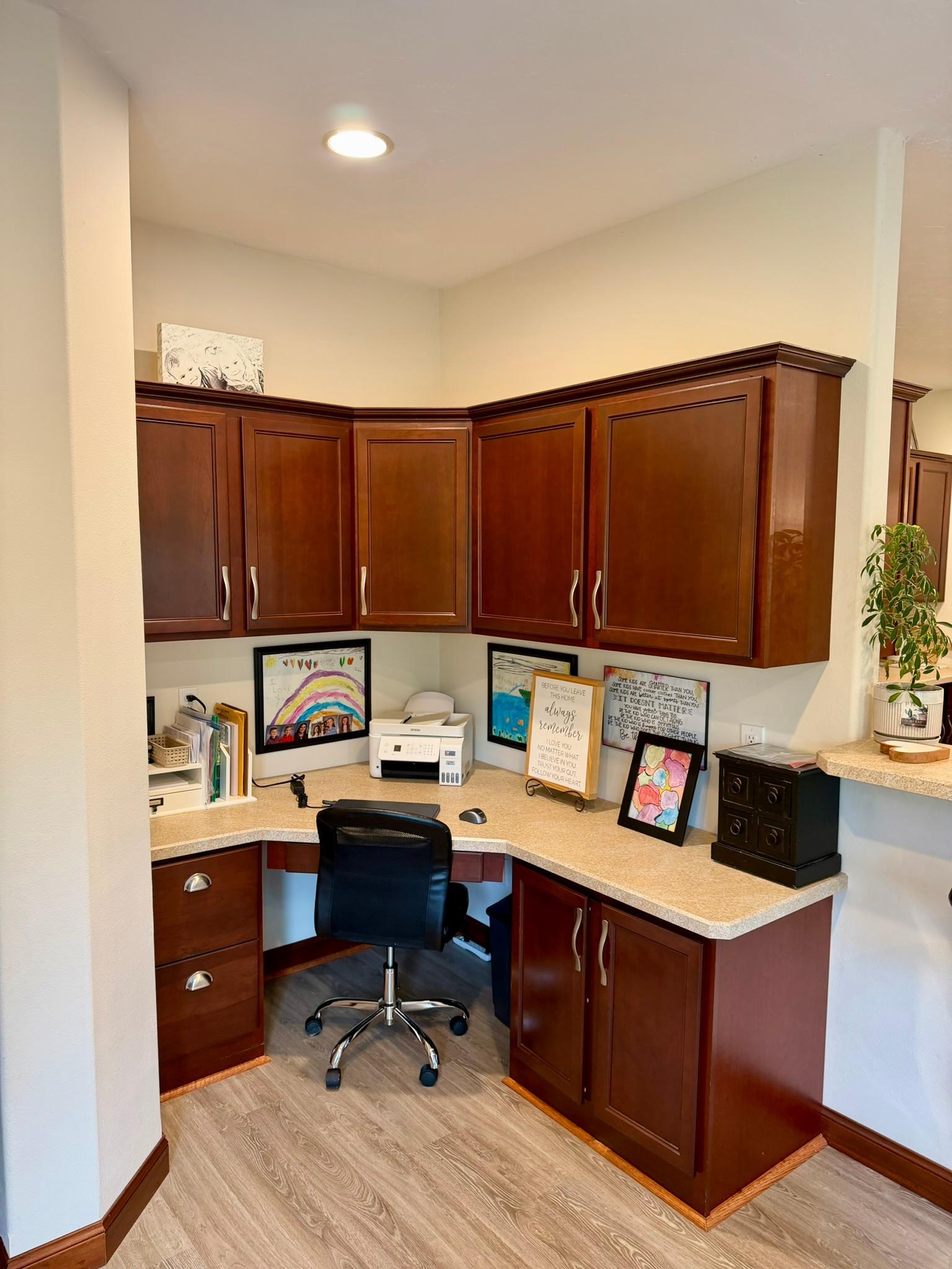 2009 single family home for sale at 3318 Highland Drive NE in Bemidji, MN — 4 bed, 3 bath (photo 17 of 73)
