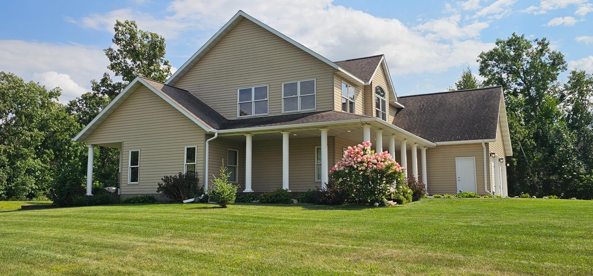 2009 single family home for sale at 3318 Highland Drive NE in Bemidji, MN — 4 bed, 3 bath (photo 4 of 73)