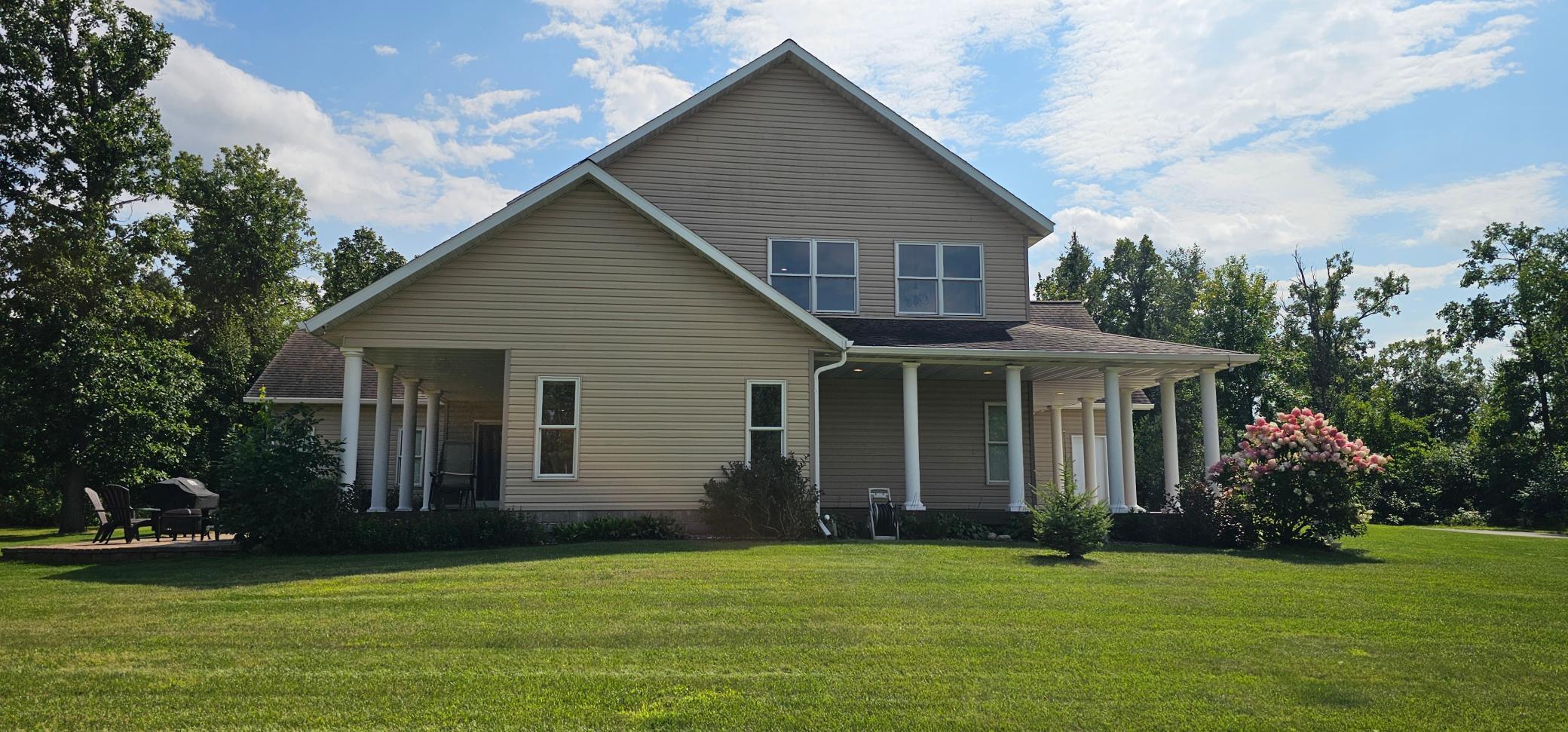 2009 single family home for sale at 3318 Highland Drive NE in Bemidji, MN — 4 bed, 3 bath (photo 5 of 73)