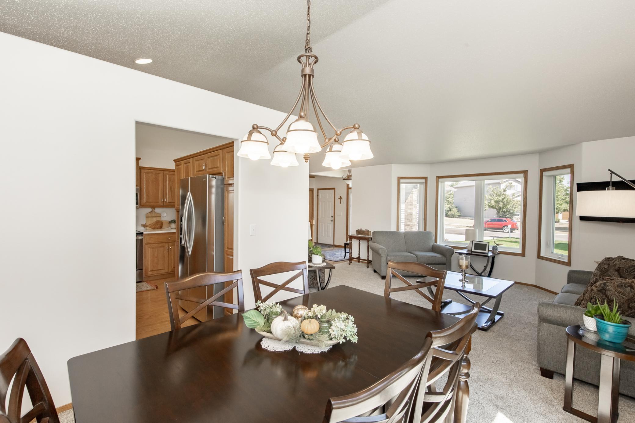 2003 single family home for sale at 1206 47th Avenue N in Fargo, ND — 4 bed, 3 bath (photo 11 of 68)