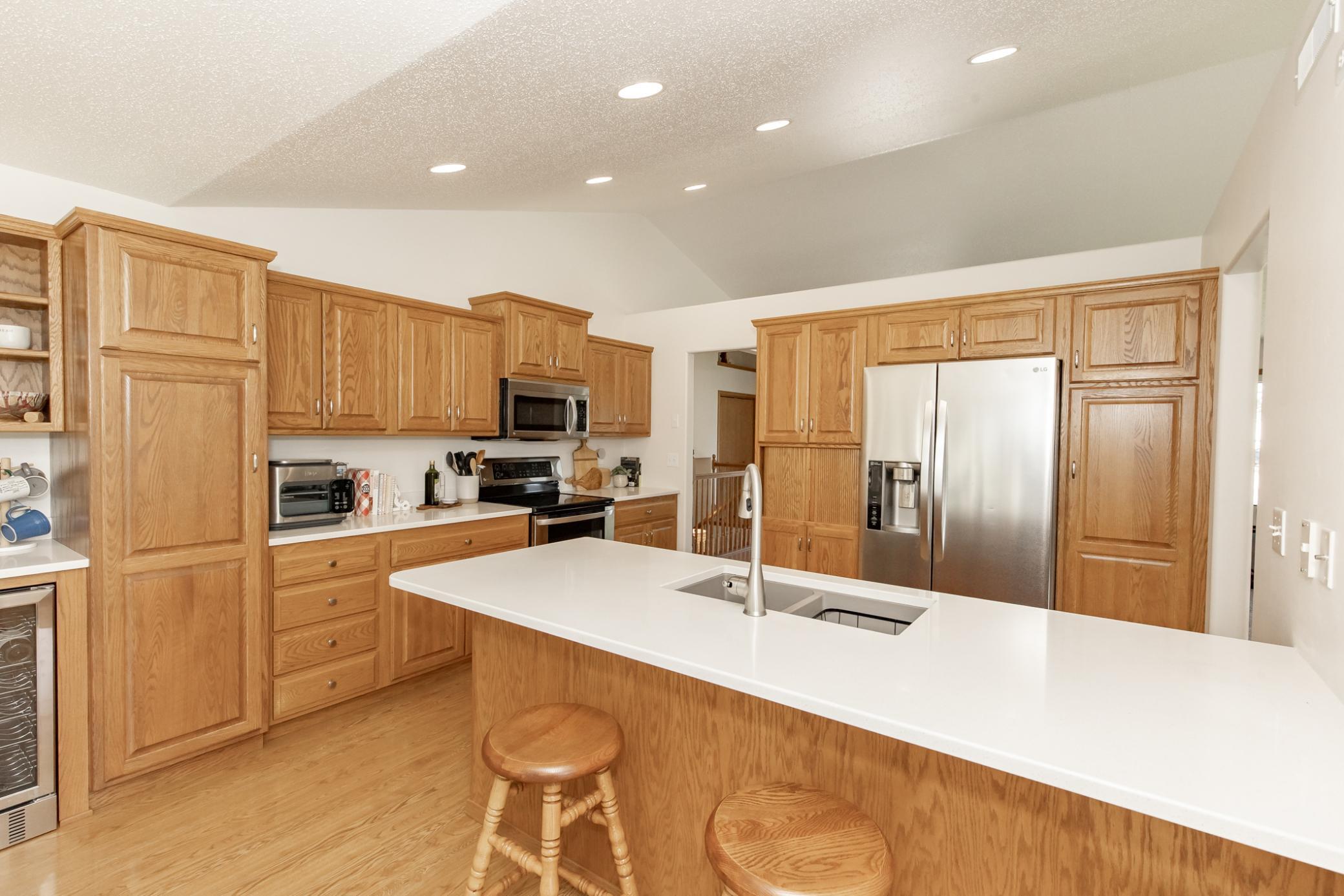2003 single family home for sale at 1206 47th Avenue N in Fargo, ND — 4 bed, 3 bath (photo 13 of 68)