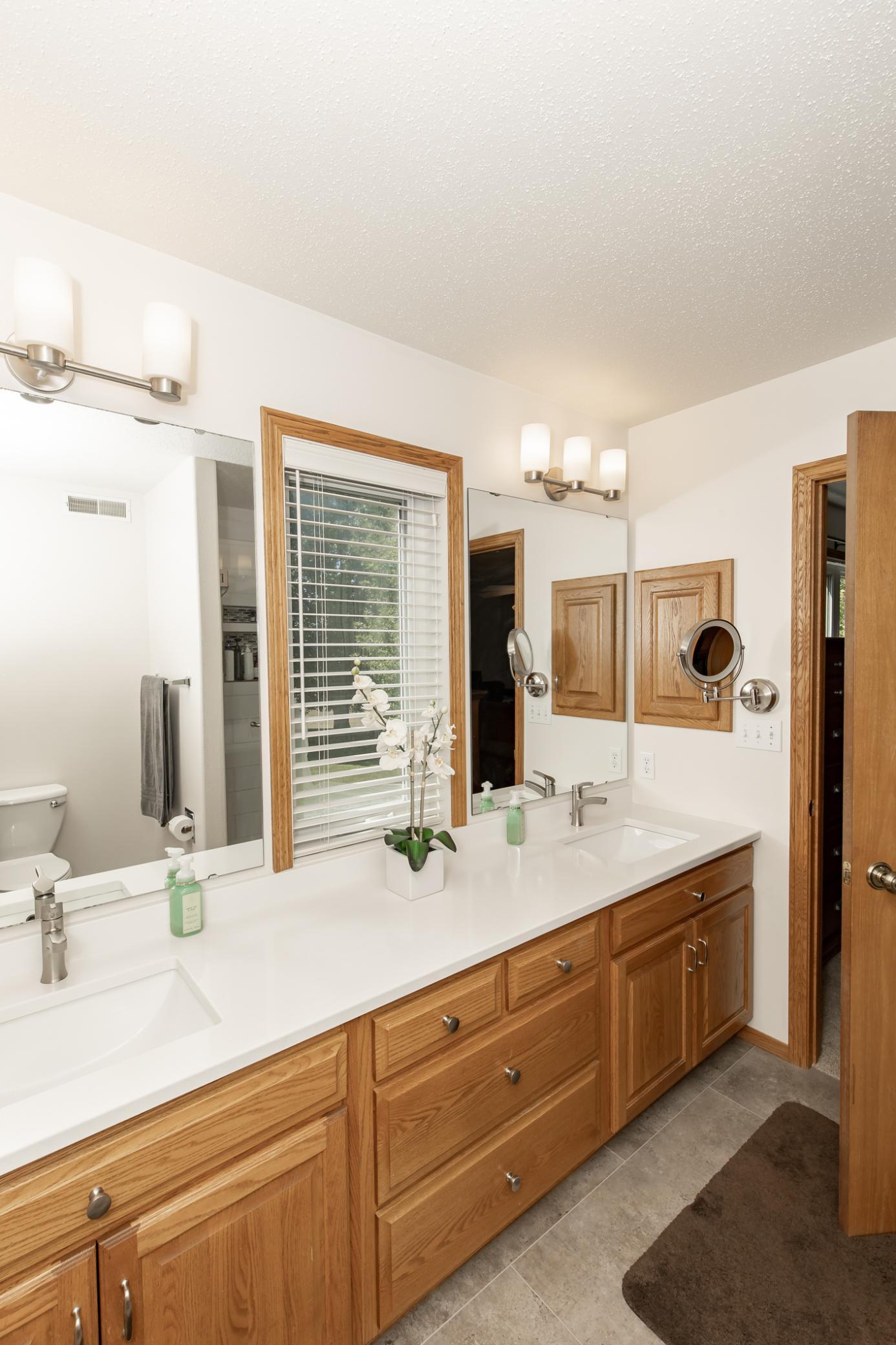 2003 single family home for sale at 1206 47th Avenue N in Fargo, ND — 4 bed, 3 bath (photo 27 of 68)