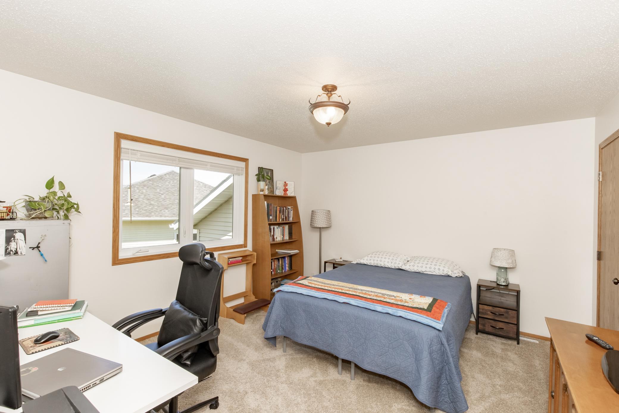 2003 single family home for sale at 1206 47th Avenue N in Fargo, ND — 4 bed, 3 bath (photo 28 of 68)