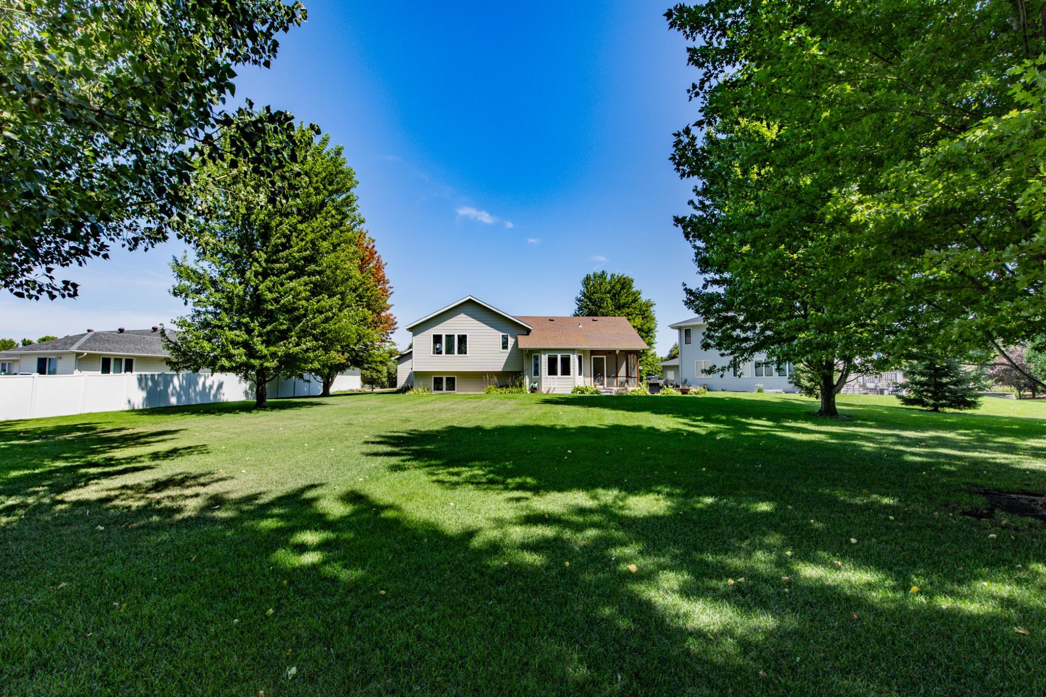 2003 single family home for sale at 1206 47th Avenue N in Fargo, ND — 4 bed, 3 bath (photo 60 of 68)