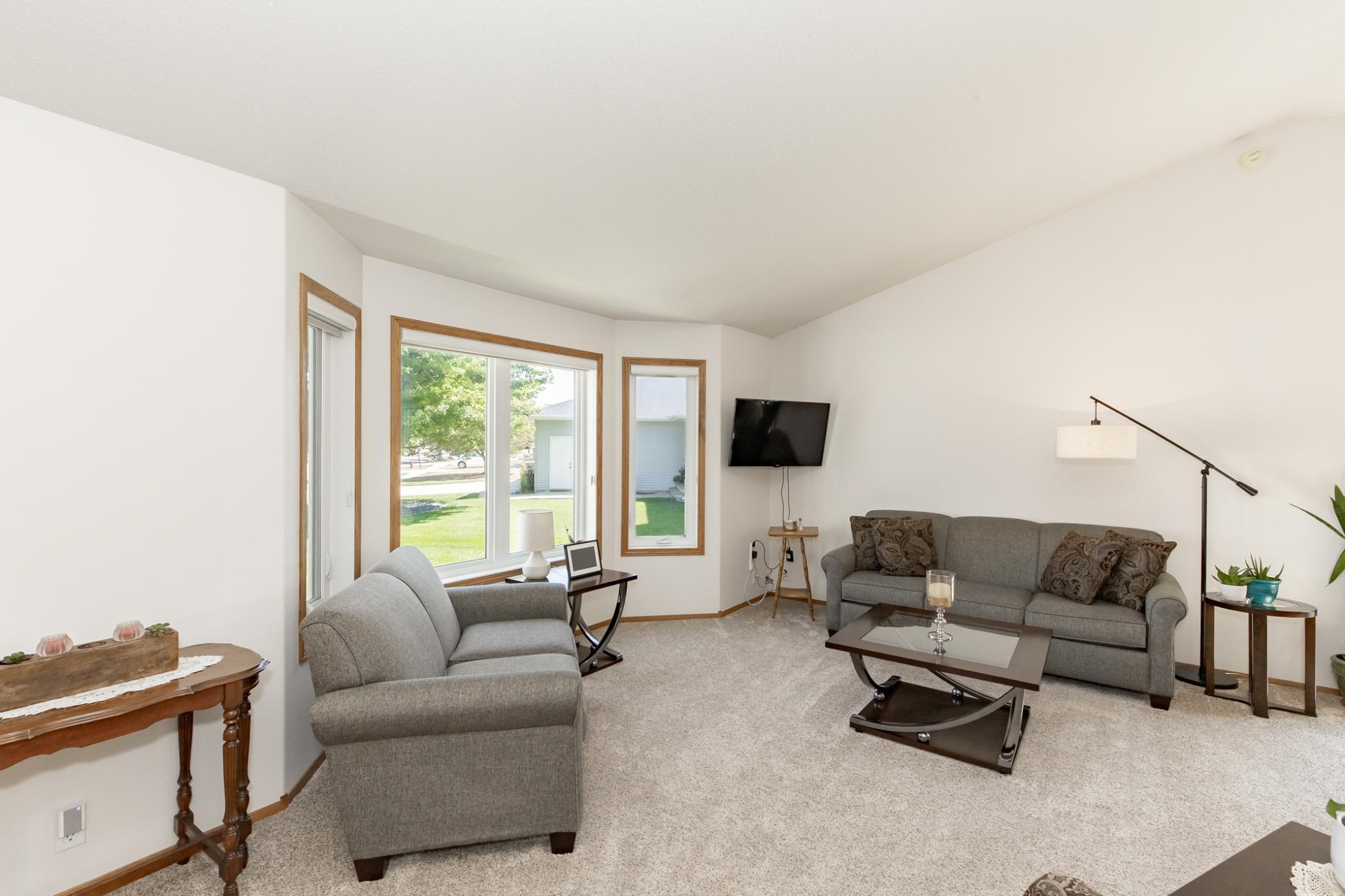 2003 single family home for sale at 1206 47th Avenue N in Fargo, ND — 4 bed, 3 bath (photo 7 of 68)
